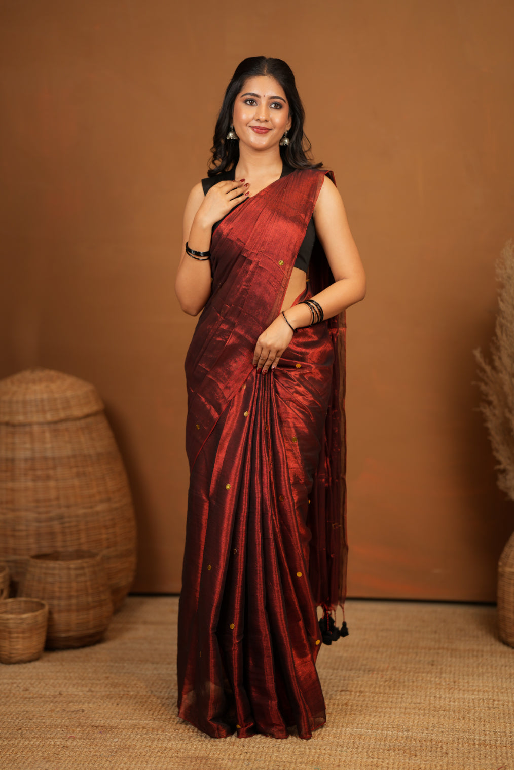 Dhiyona SS Premium Tissue Saree Accented with Siquin Shine