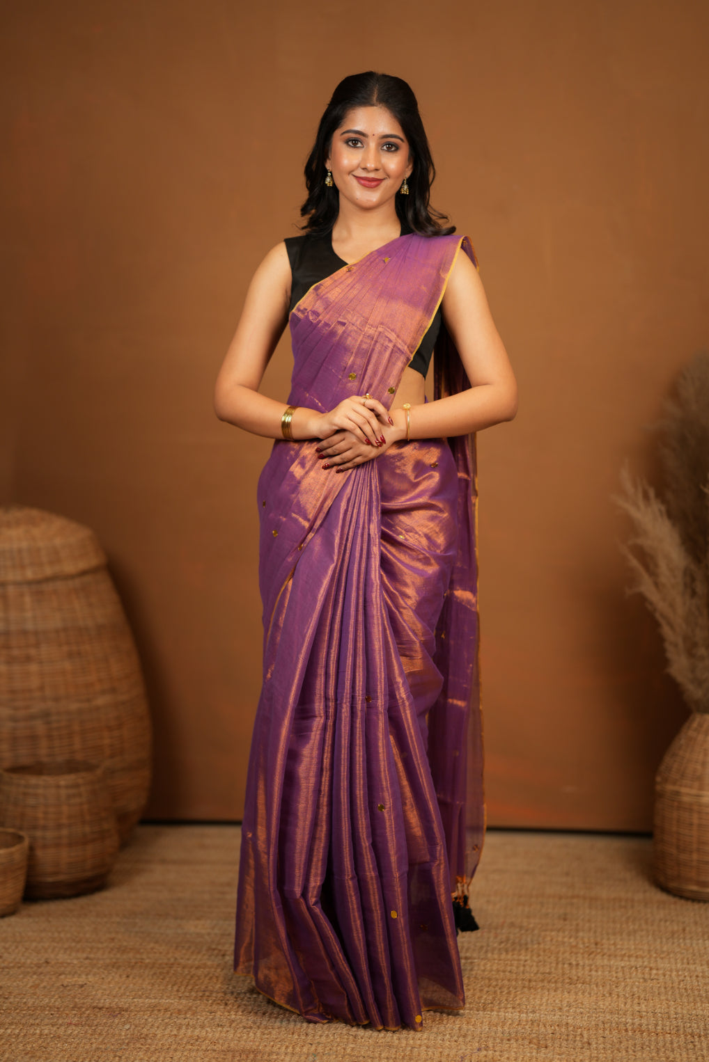 Dhiyona SS Premium Tissue Saree Accented with Siquin Shine