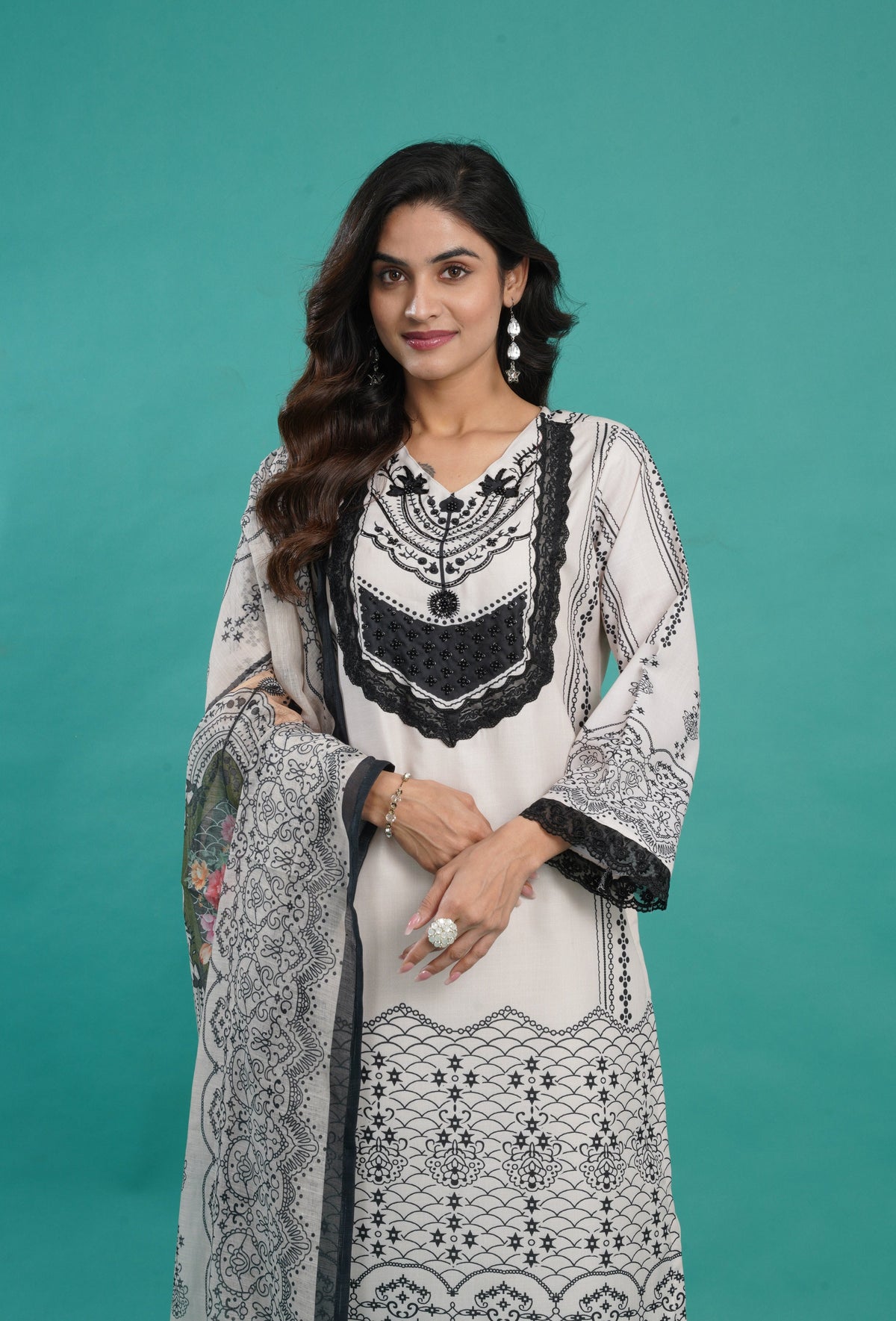 Niladri Mono Lawn Suit Set
