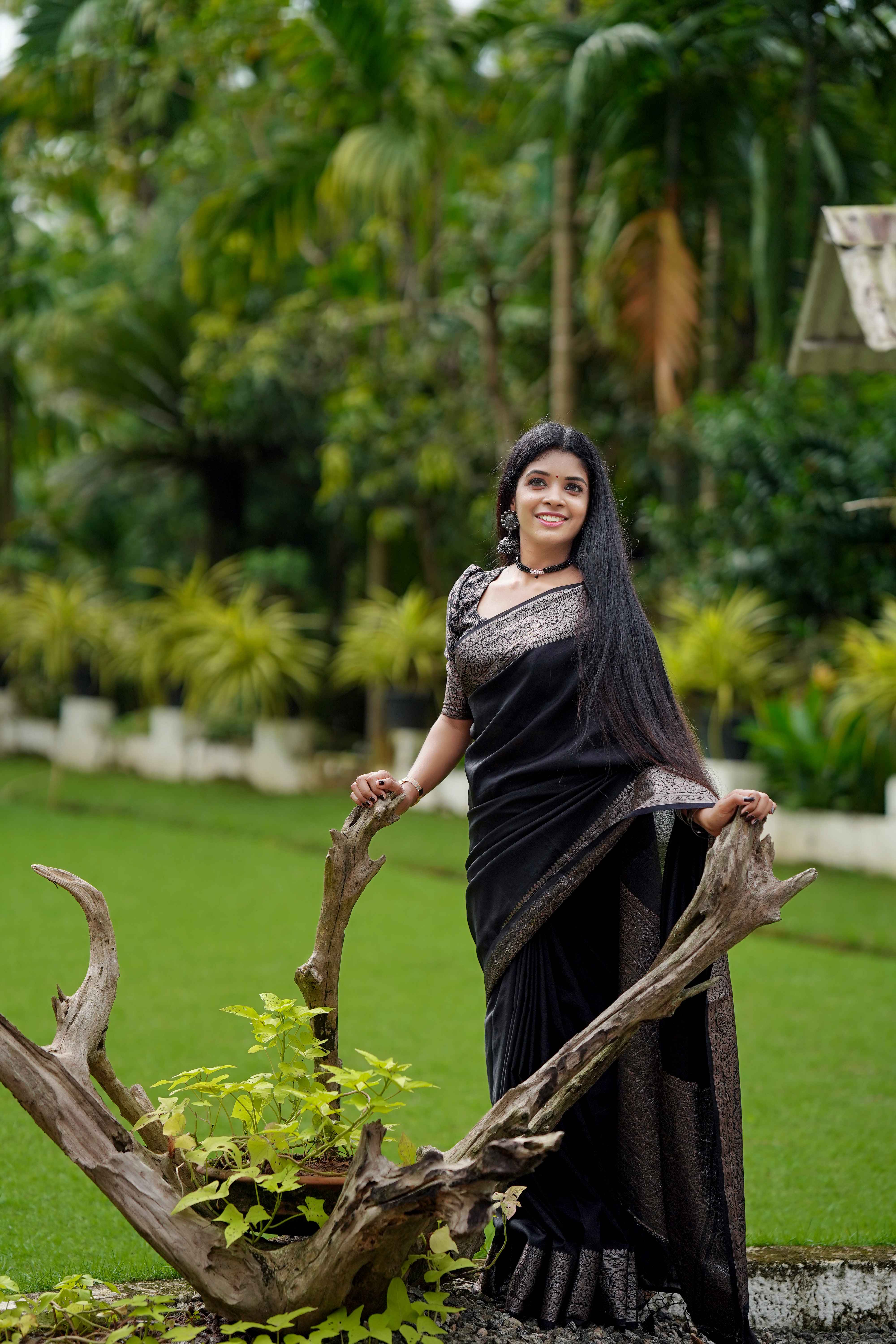 Dhiyona HH Black Classic Banarasi Woven Soft Saree with Antique Zari Borders