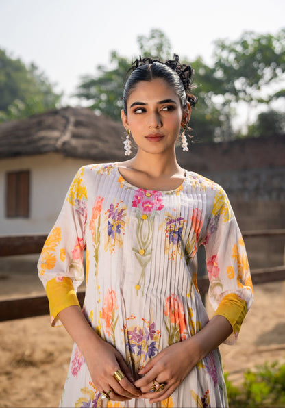 Hemal Amber Floral Cotton Kurta Pant Set