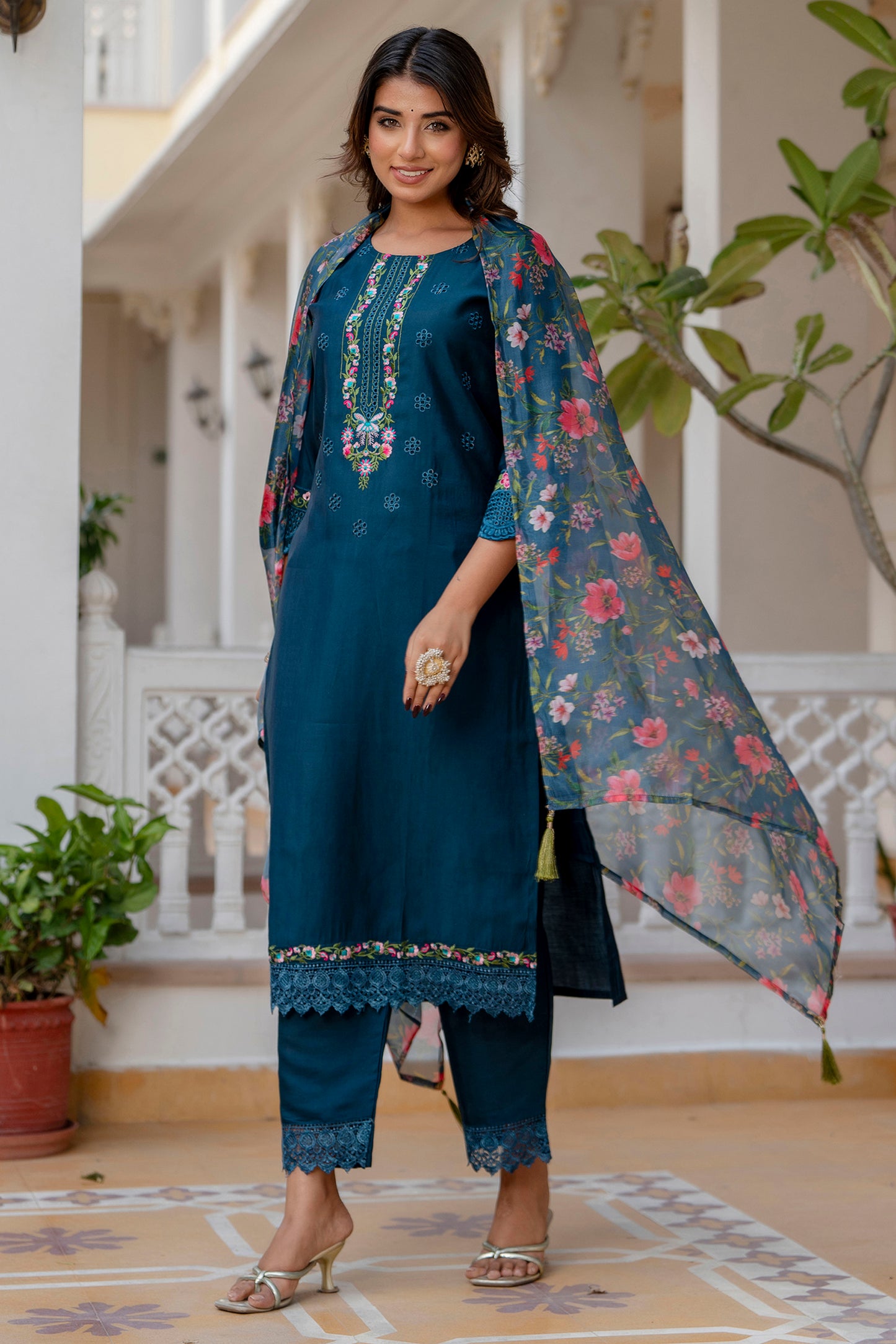Dhiyona VV Siddhi Women Kurta and Pant Sets Viscose Roman Silk Fabric