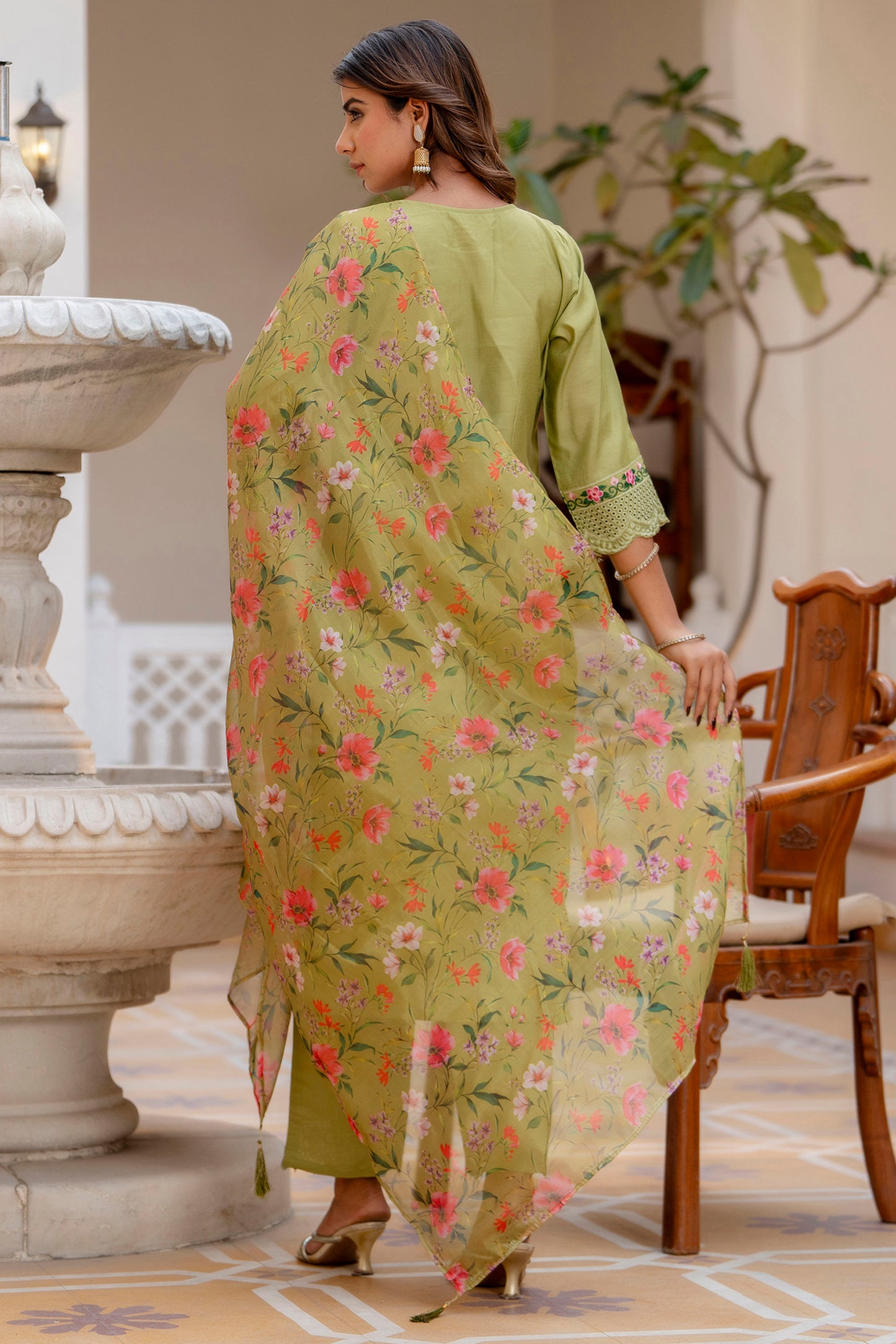 Dhiyona VV Vidya Women Kurta and Pant Sets Viscose Roman Silk Fabric