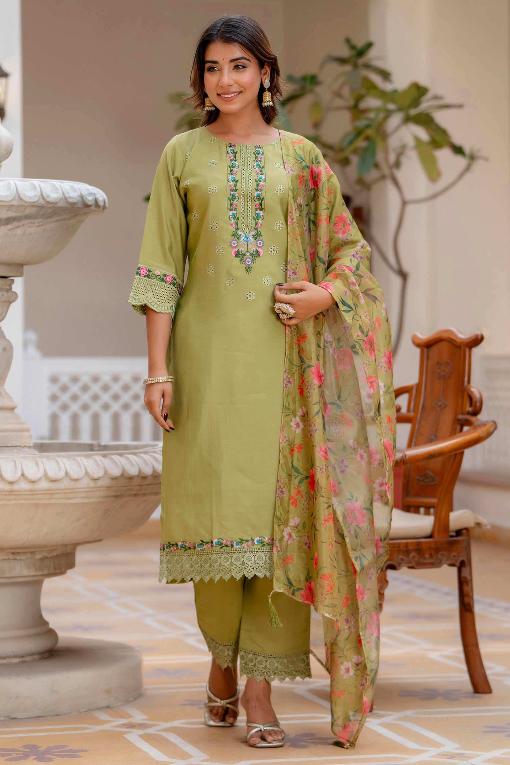 Dhiyona VV Vidya Women Kurta and Pant Sets Viscose Roman Silk Fabric