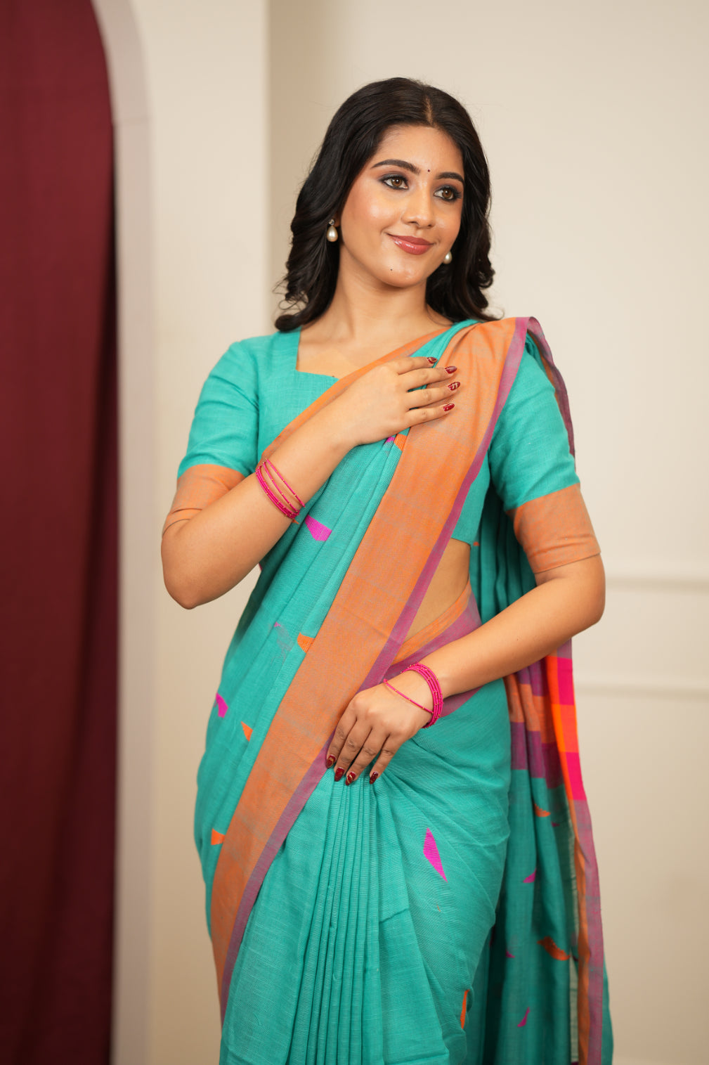 Dhiyona SS Artisan Glow – Sky Handloom Saree