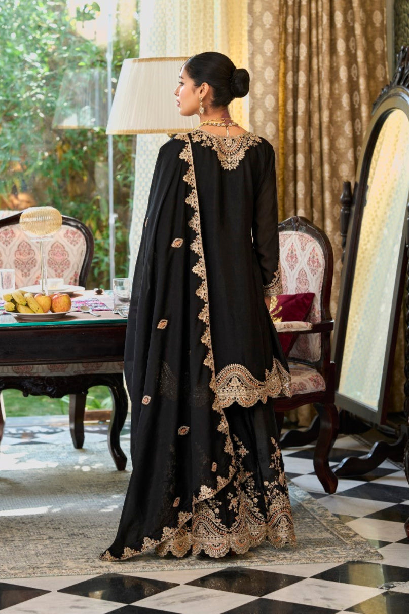 Roshandan Onyx Full work gharara set