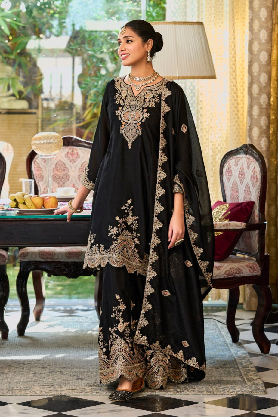 Roshandan Onyx Full work gharara set
