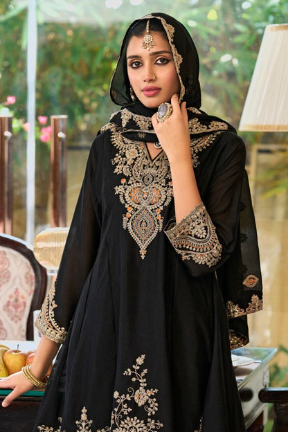 Roshandan Onyx Full work gharara set