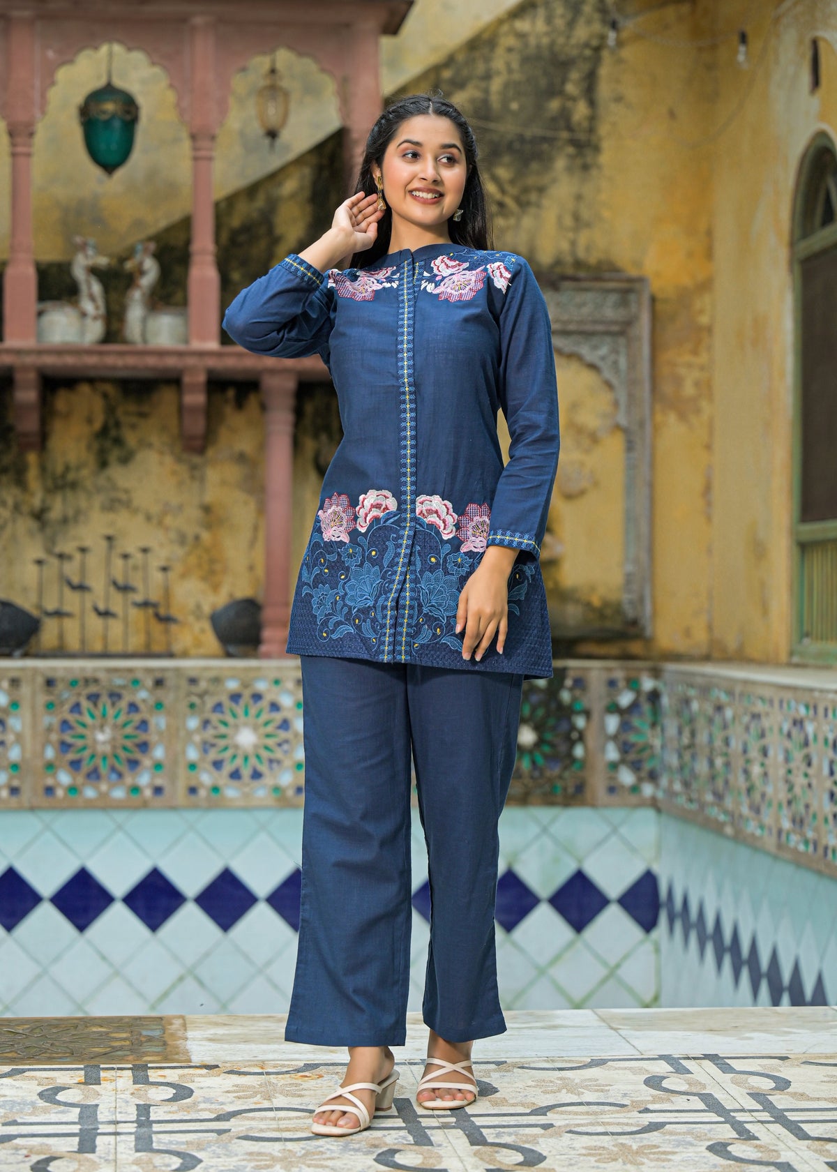 Sanjana hibis Embroidered Co-ord Set