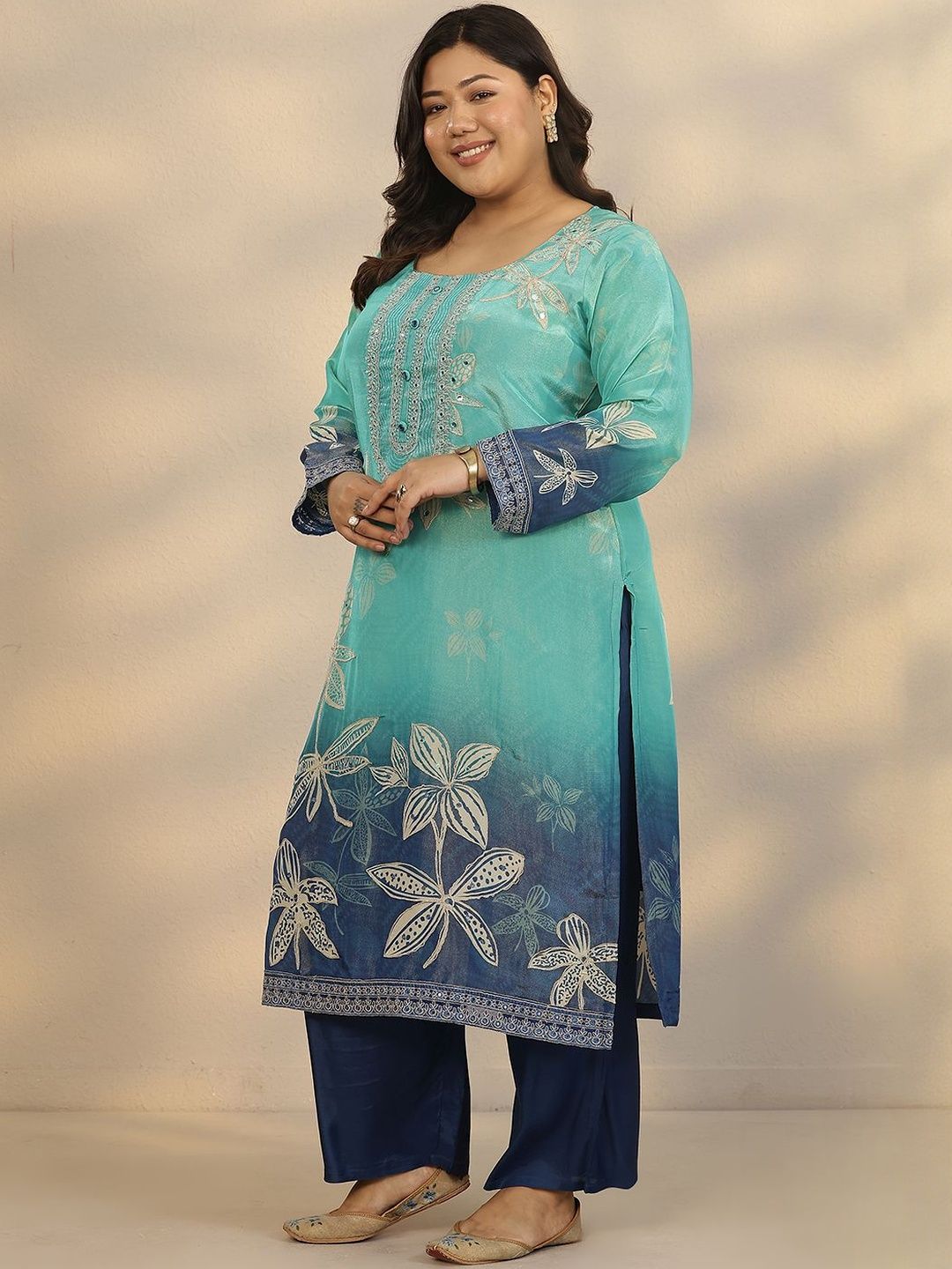 Dhiyona Women's Plus Size Floral Printed Straight Kurta With Palazzos & Dupatta