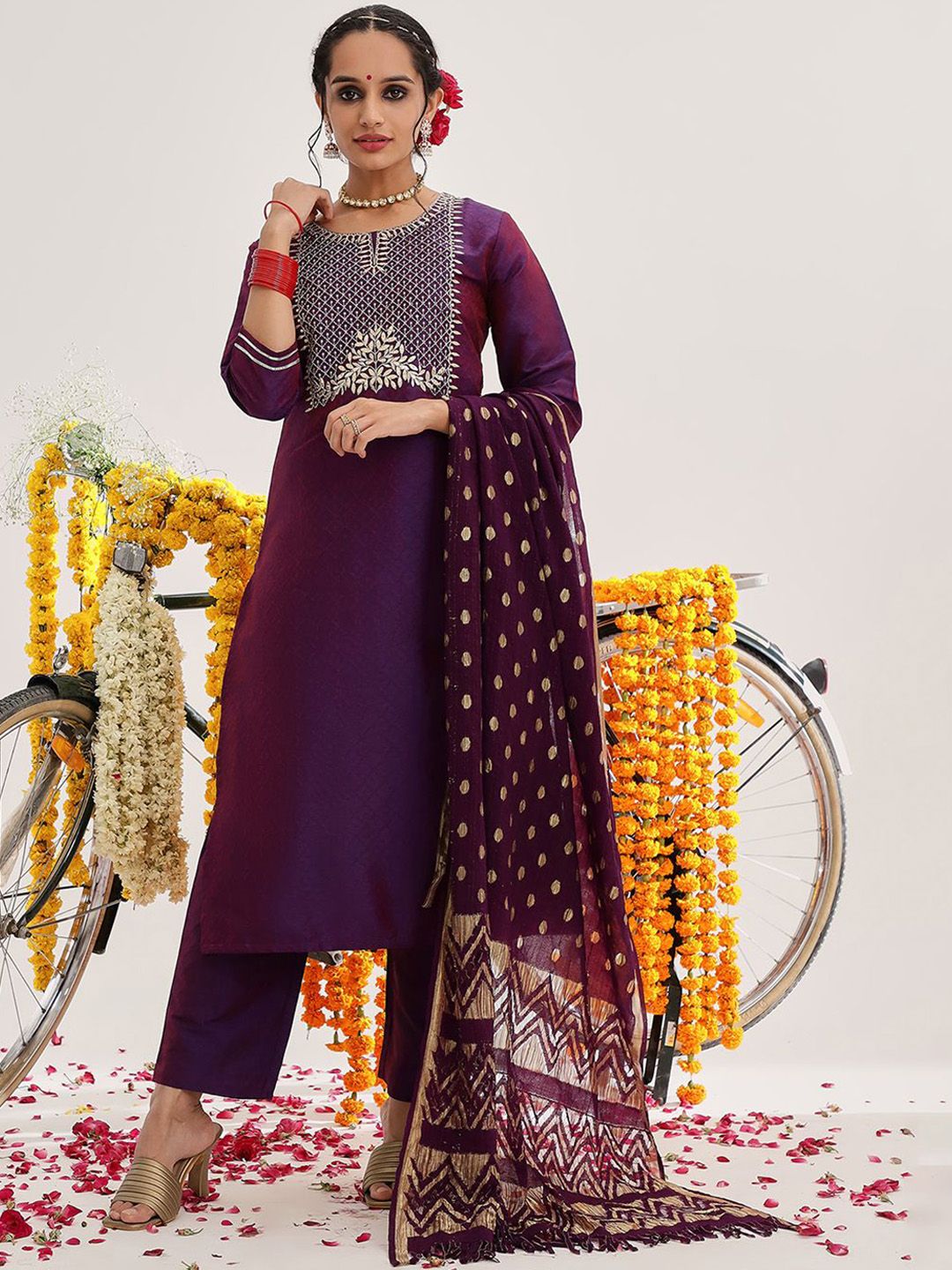 Dhiyona VA Women'sFloral Yoke Design Thread Work Kurta With Trousers & Dupatta