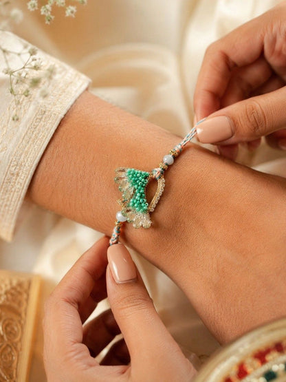 Dhiyona Rakhi