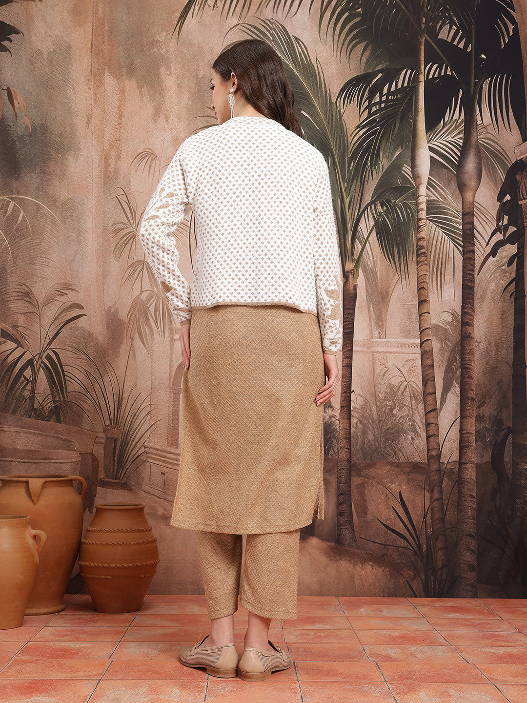 Geometric Self-Design Straight Winter Kurta with Trousers & Jacket