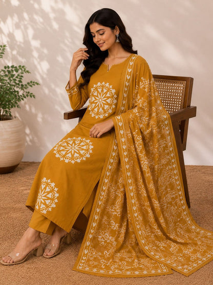 Women Ethnic Motifs Printed Regular Pure Cotton Kurta with Trousers & With Dupatta