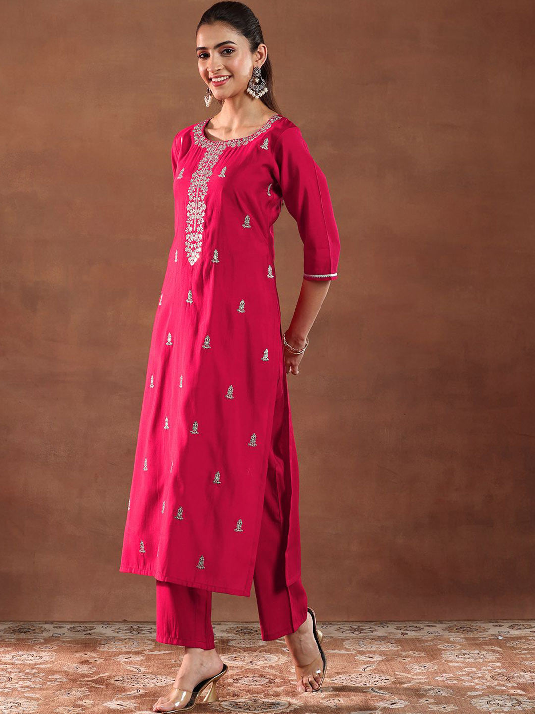 Women Ethnic Motifs Self Design Kurta with Trousers & Dupatta