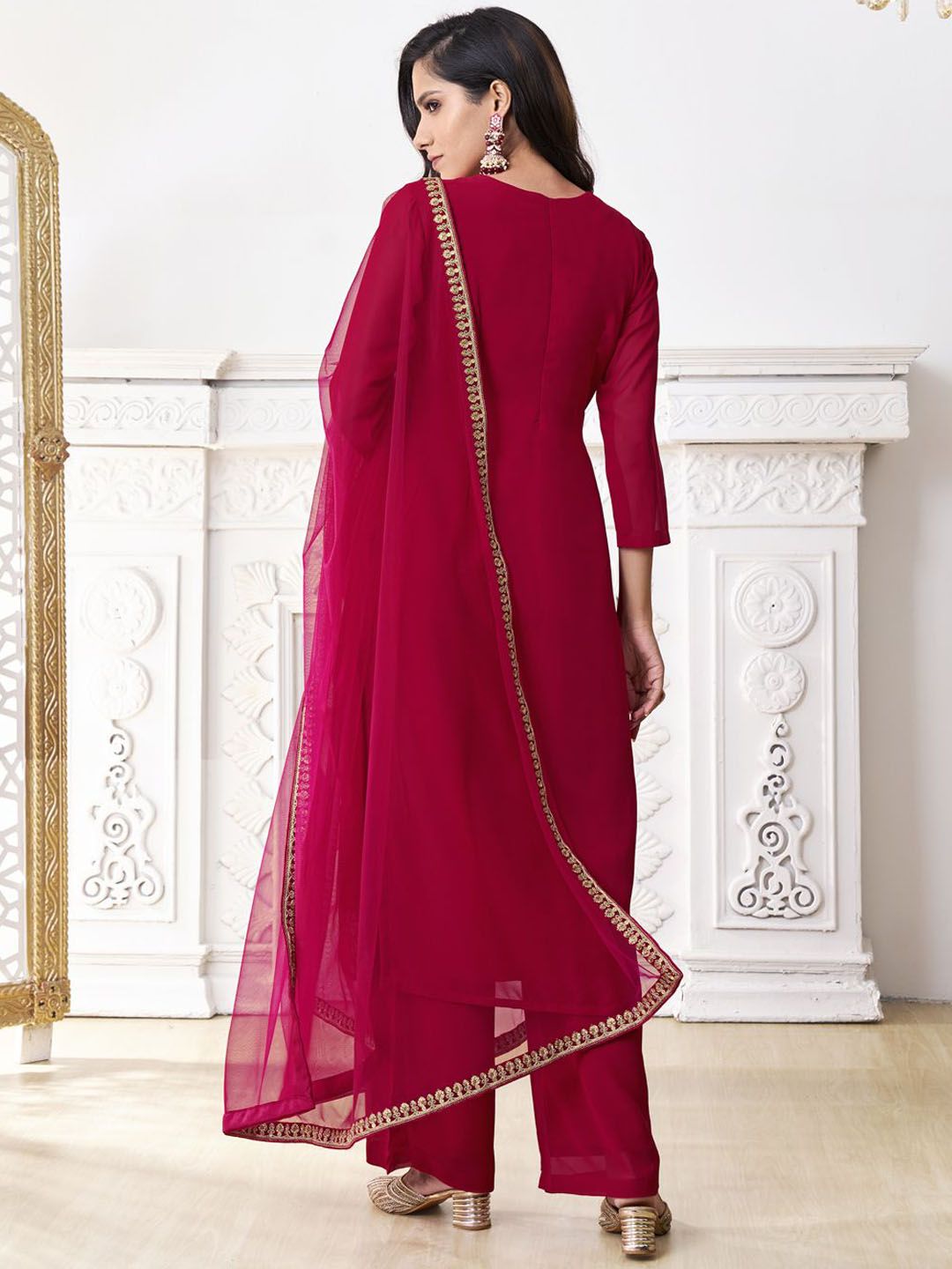 Dhiyona IN Floral Embroidered Round Neck Georgette Straight Kurta With Palazzos & Dupatta