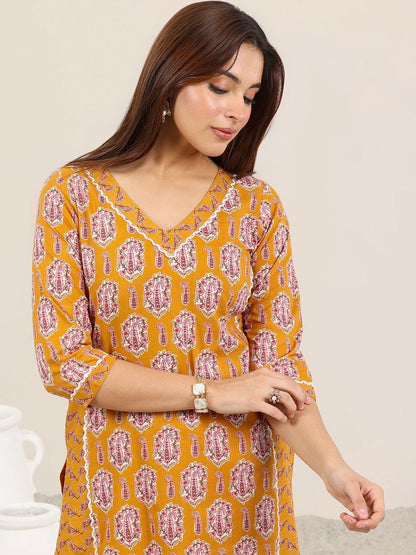 Women Ethnic Motifs Printed Regular Kurta with Trousers