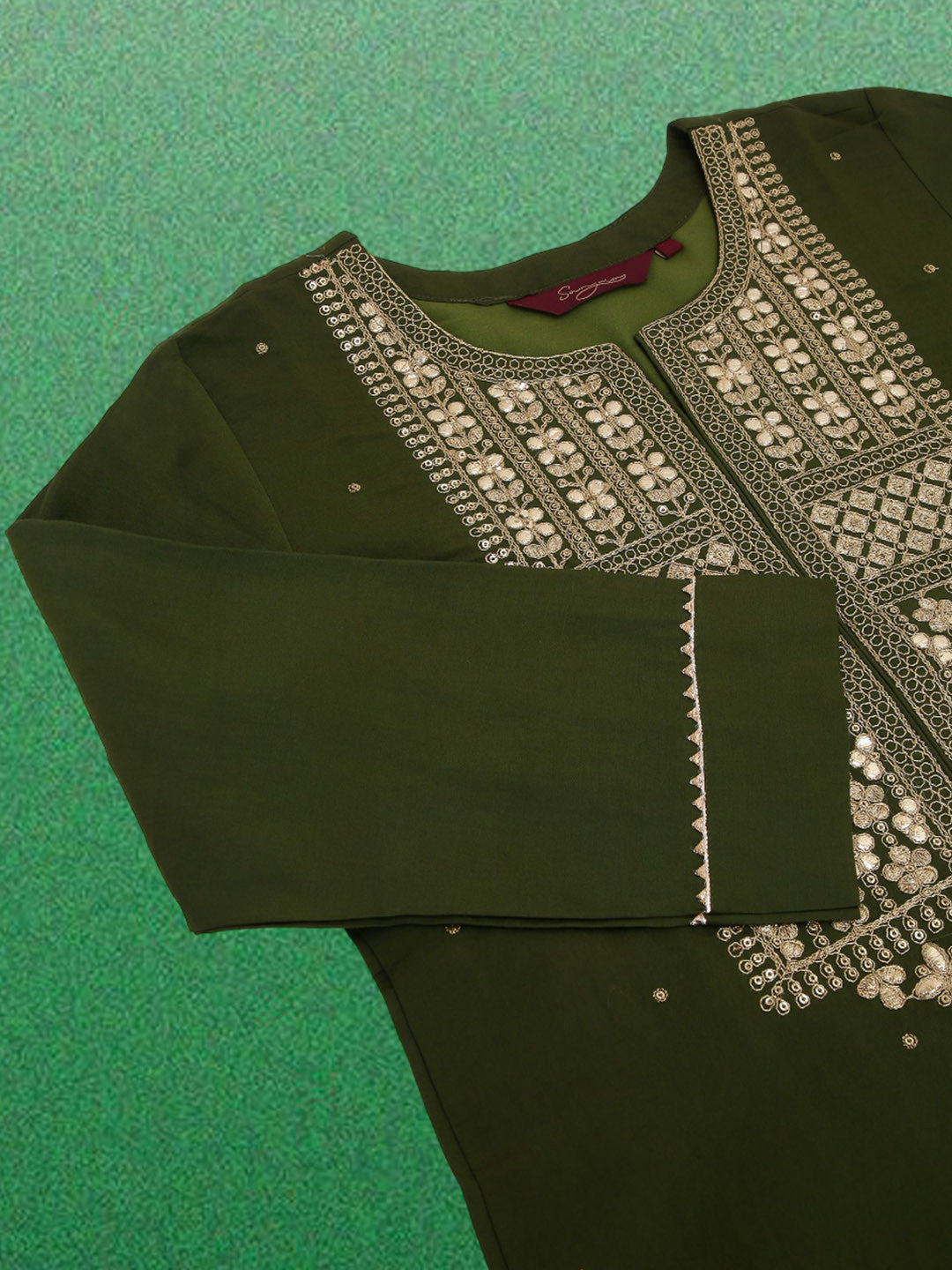Floral Yoke Design Sequinned Straight Kurta & Trouser With Dupatta