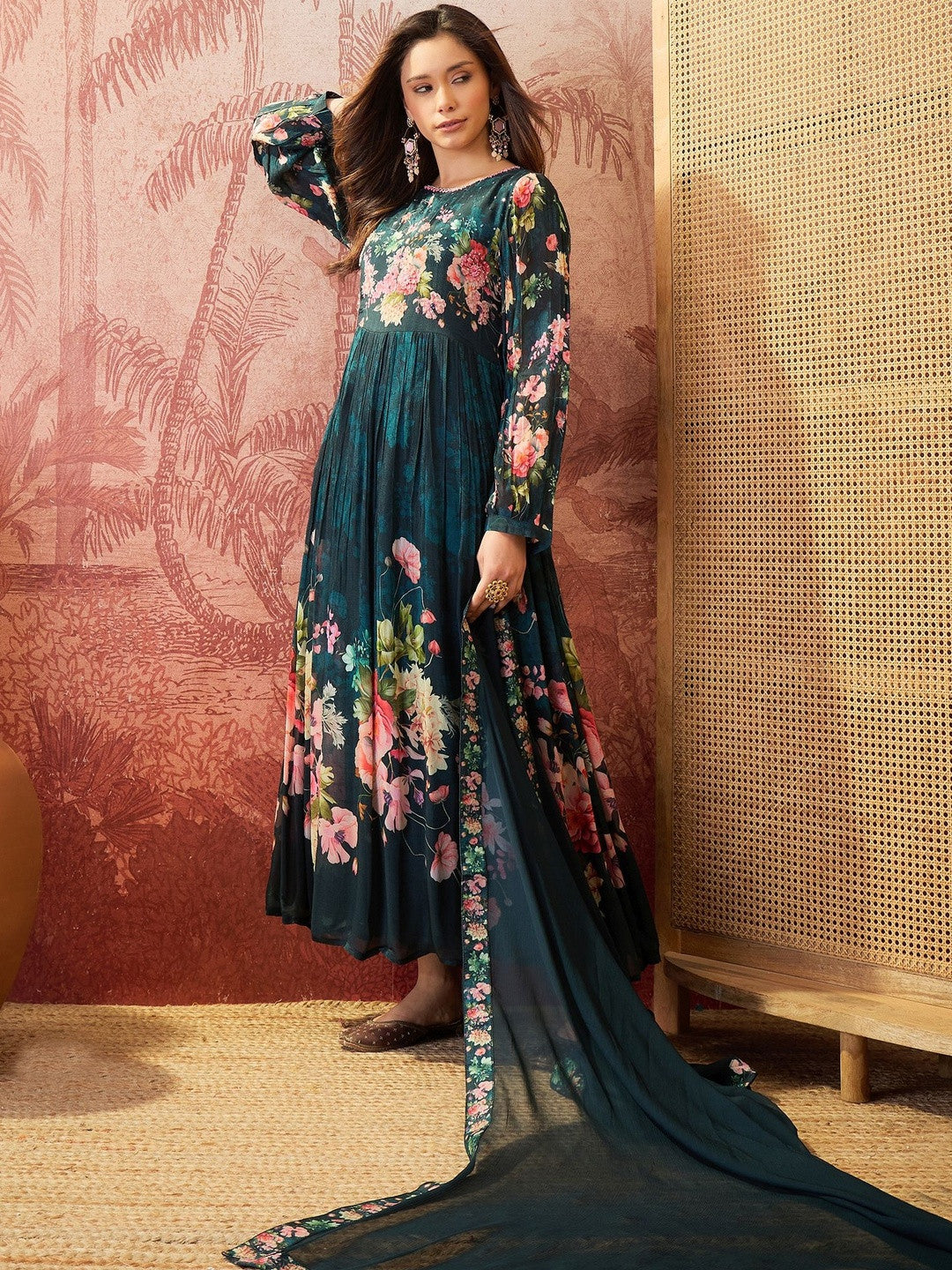 Printed Round Neck Kurta & Trousers Kurta Sets