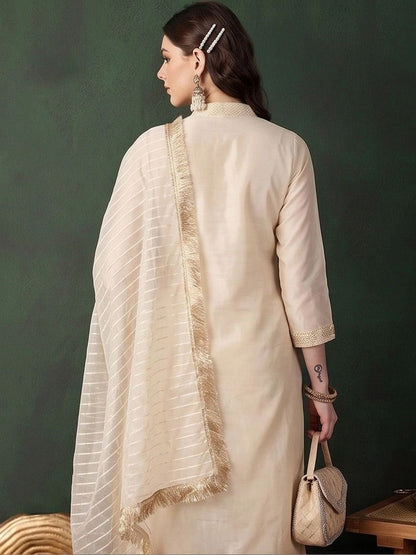 Women Regular Kurta with Trousers & With Dupatta