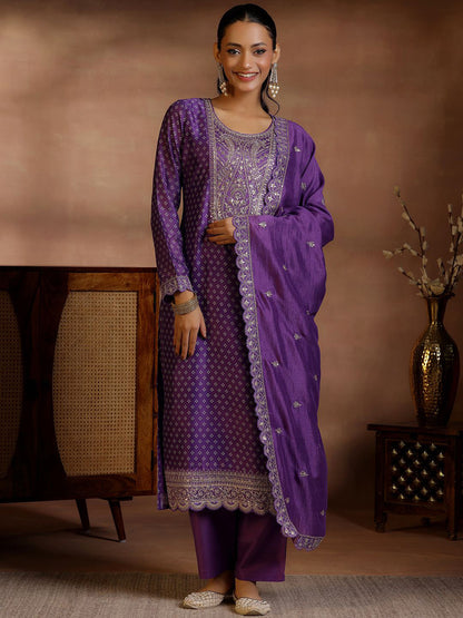 Bandhani Printed Thread Work Kurta with Trousers & Dupatta