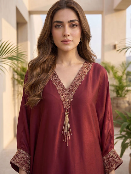 Maroon Women Ethnic Motifs Embroidered Regular Thread Work Kurta with Trousers