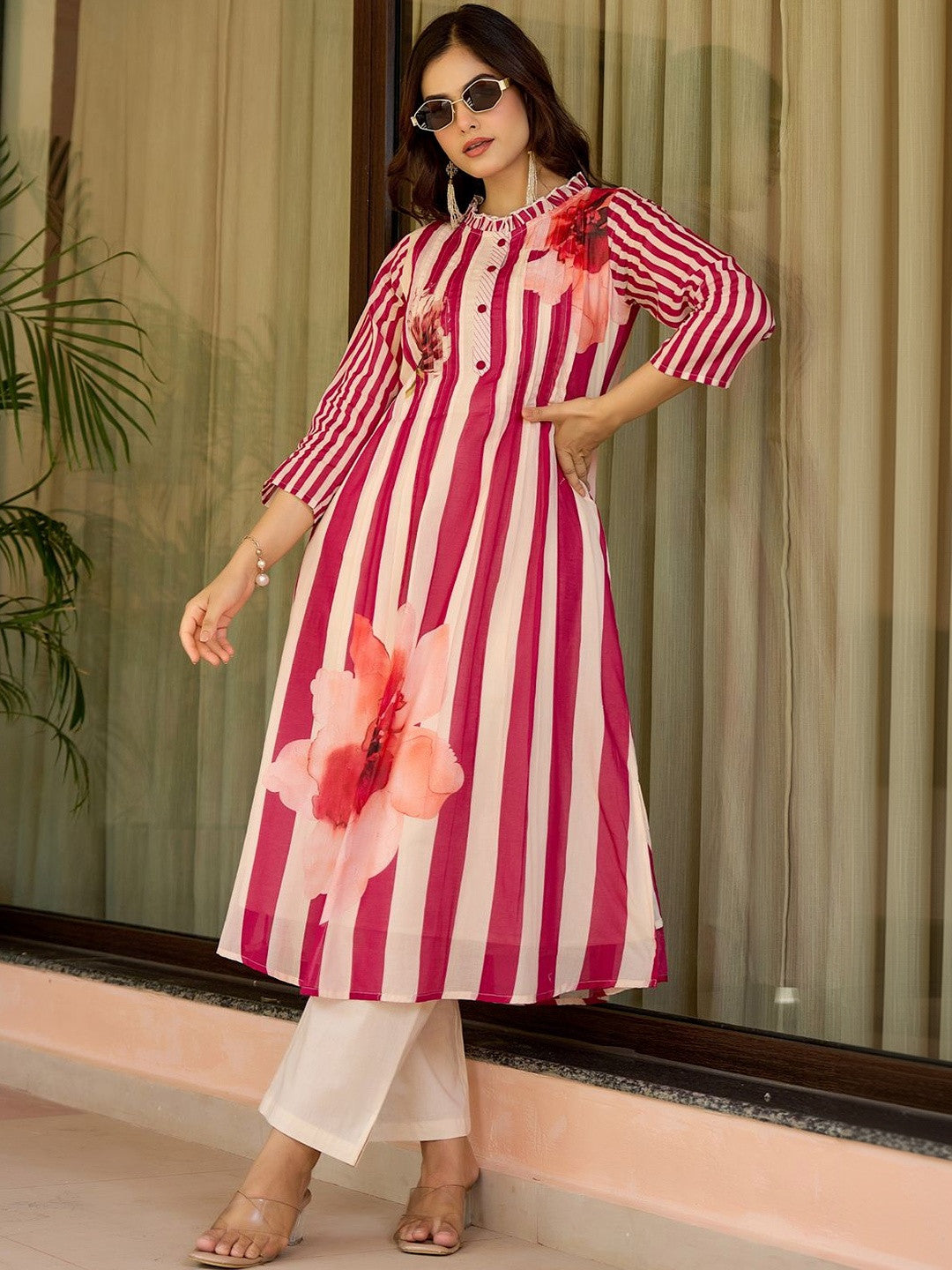 Women Floral Printed Regular Pure Cotton Kurta with Trousers