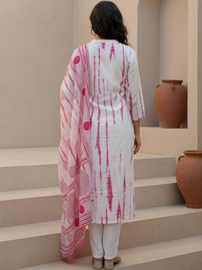 Floral Printed Notch Mandarin Collar Cotton Kurta With Trousers & Dupatta