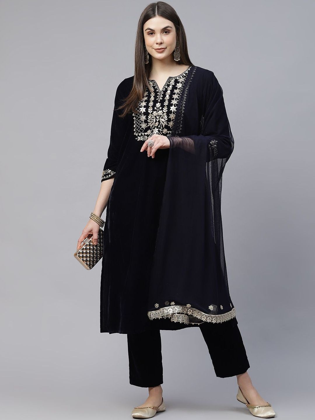 Dhiyona KL Women Ethnic Motifs Embroidered Regular Velvet Kurta with Trousers & Dupatta