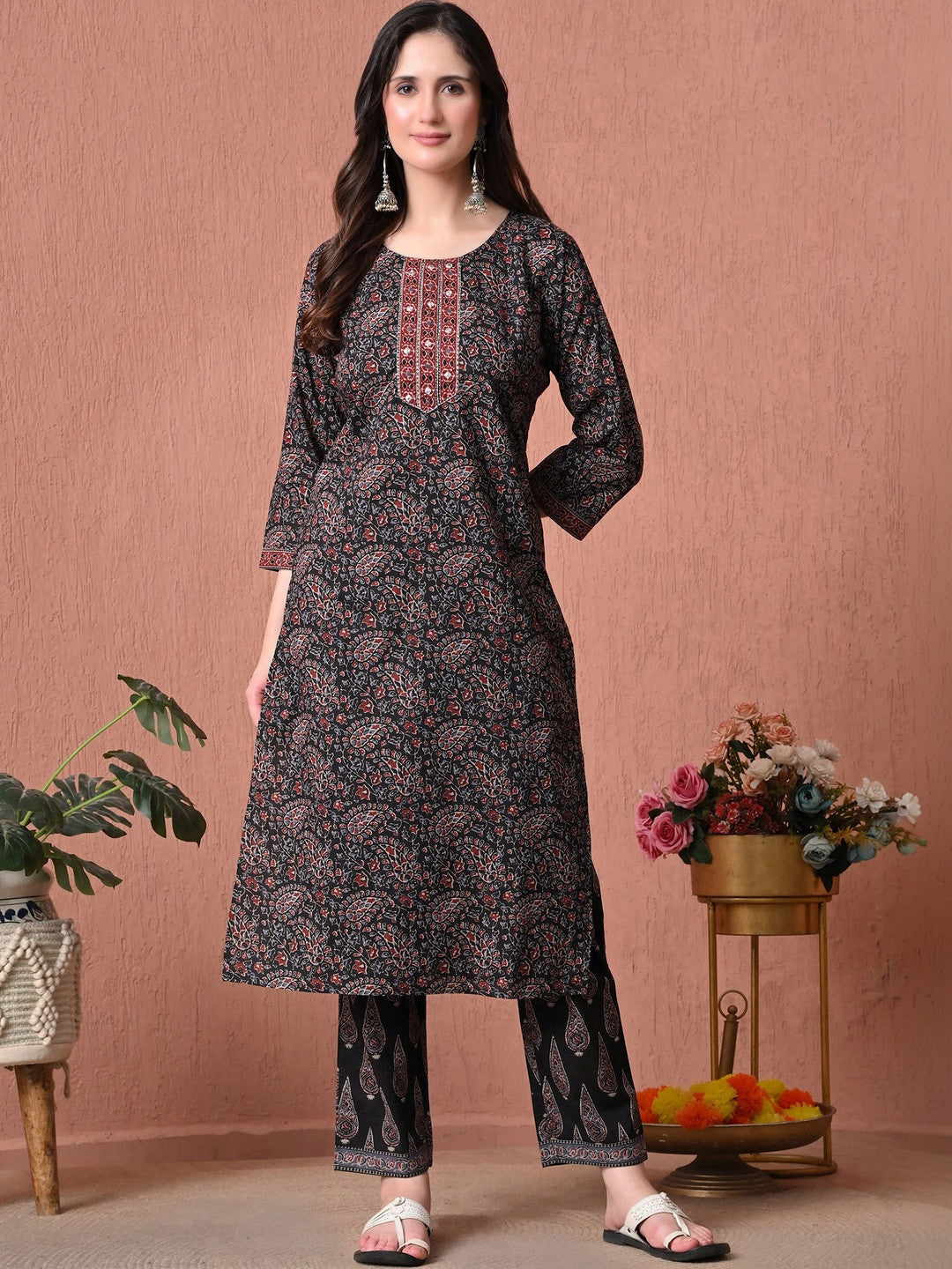 Women Ethnic Motifs Printed Regular Thread Work Pure Cotton Kurta with Trousers & With Dupatta