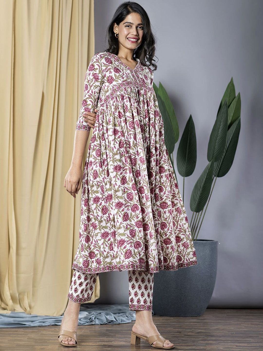 Dhiyona KL Floral Printed Empire Pure Cotton Kurta with Trouser & Dupatta