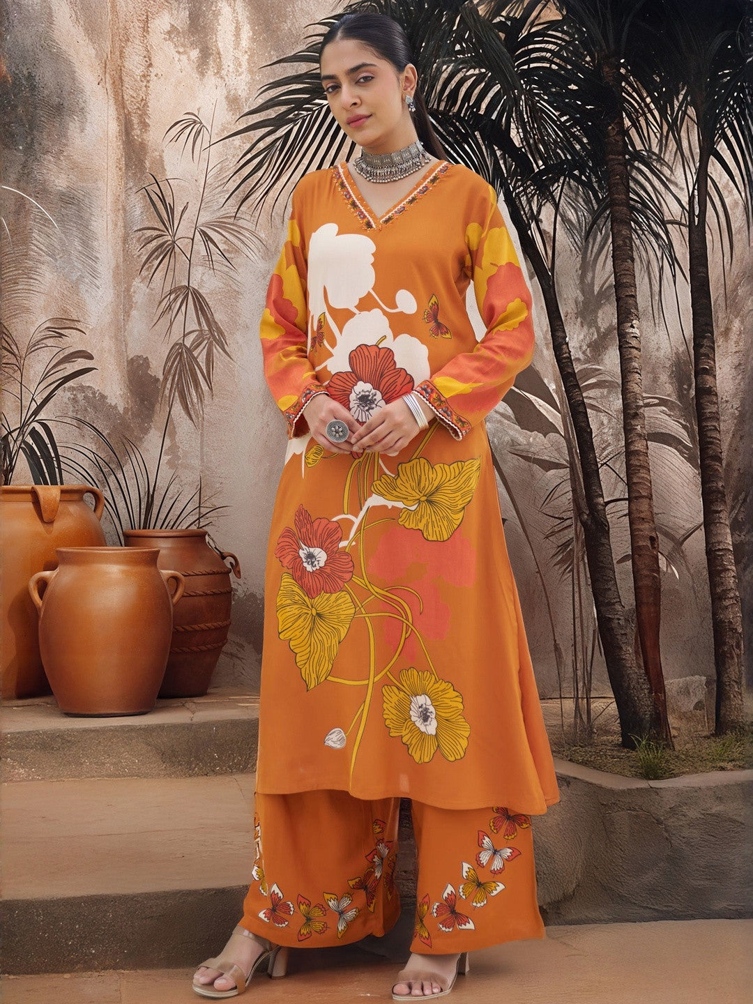 Dhiyona SN Women Floral Printed Regular Sequinned Kurta with Palazzos
