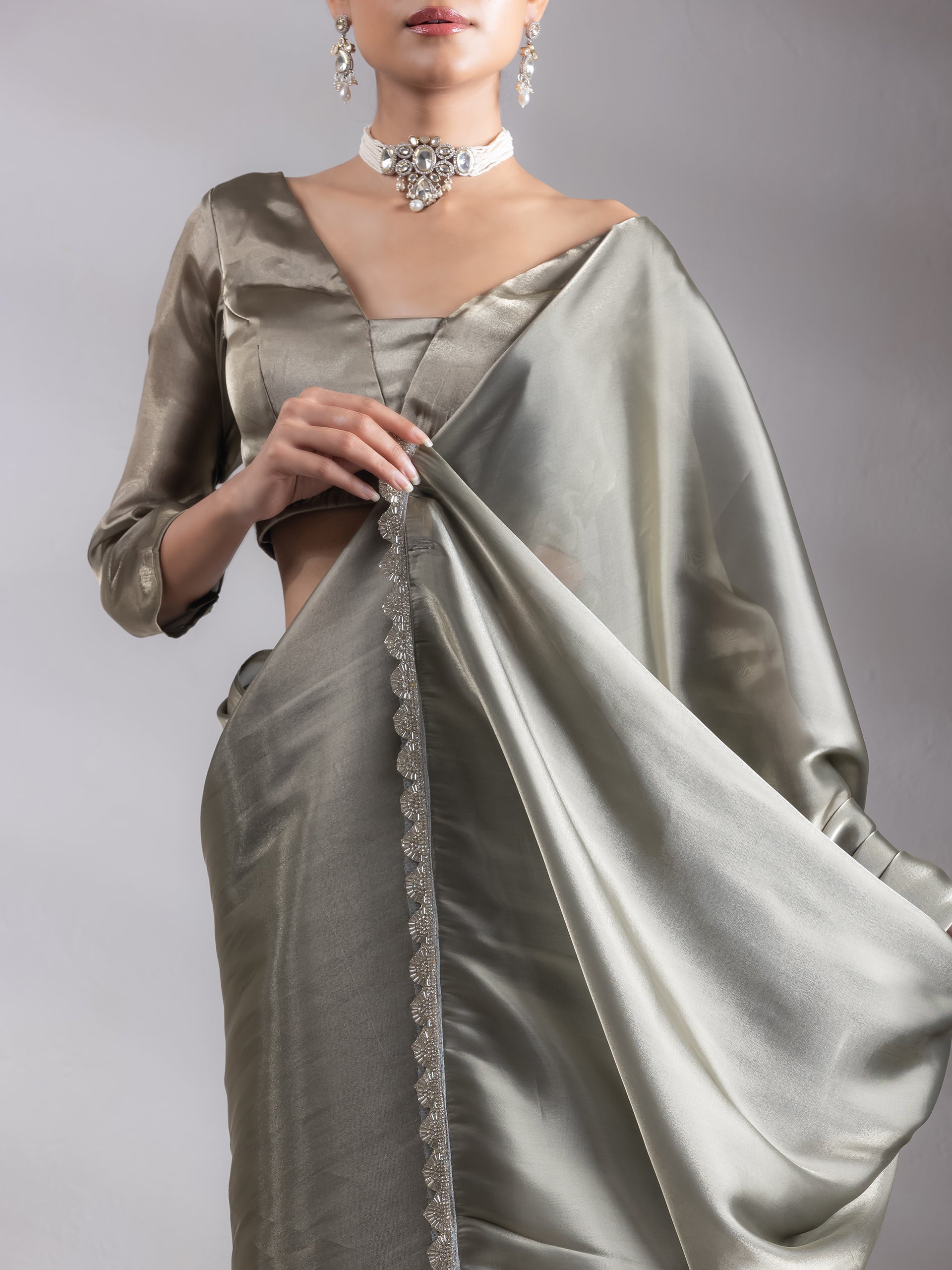 Dhiyona ST Blouse - Liquid Gold Organza V Neck