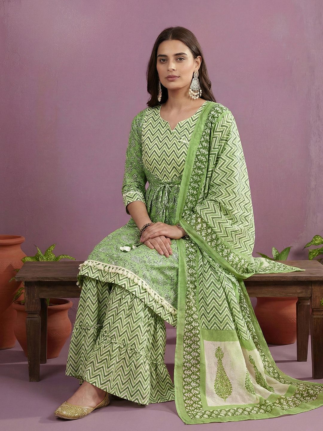 Dhiyona CH Women Printed Regular Pure Cotton Kurta with Sharara & With Dupatta
