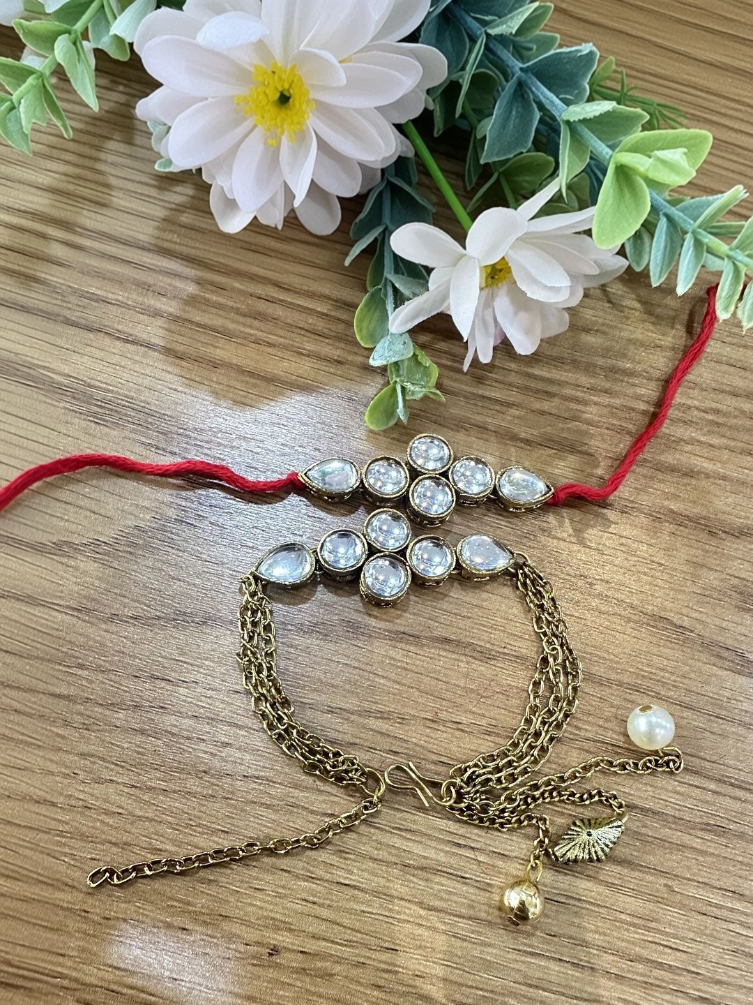 Dhiyona Rakhi