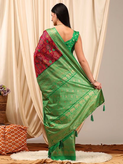 Women's Cotton Blend Magenta Printed Designer Saree With Blouse Piece