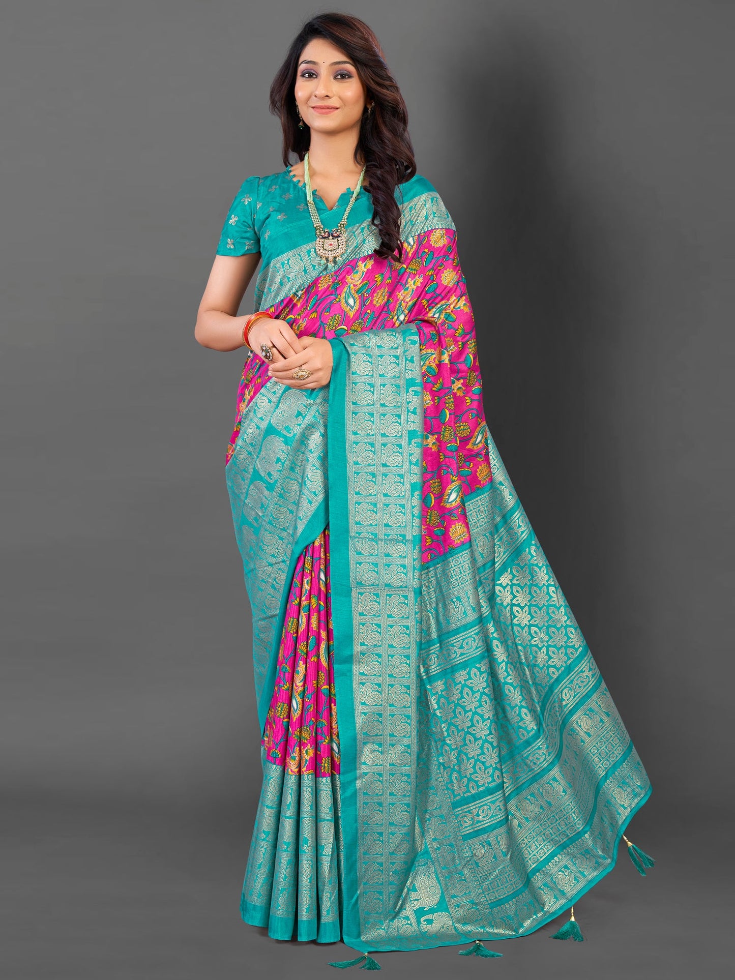 Women's Cotton Blend Pink Printed Designer Saree With Blouse Piece