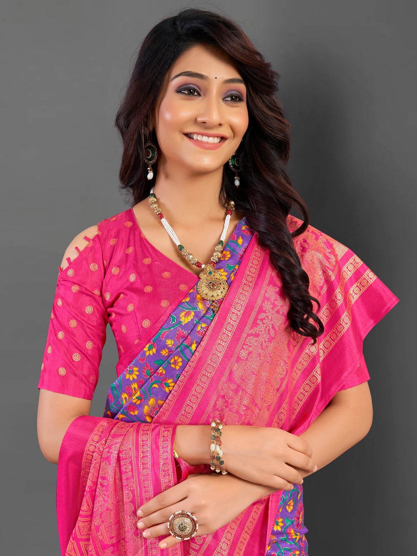 Women's Cotton Blend Lavendar Printed Designer Saree With Blouse Piece