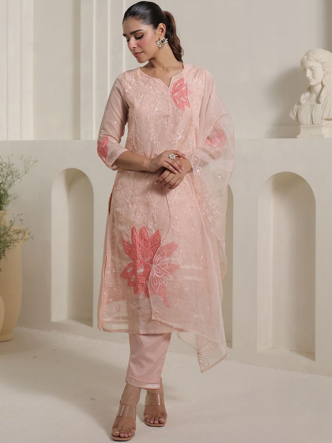 Dhiyona IE Floral Embroidered Thread Work Organza Straight Kurta With Trousers & Dupatta