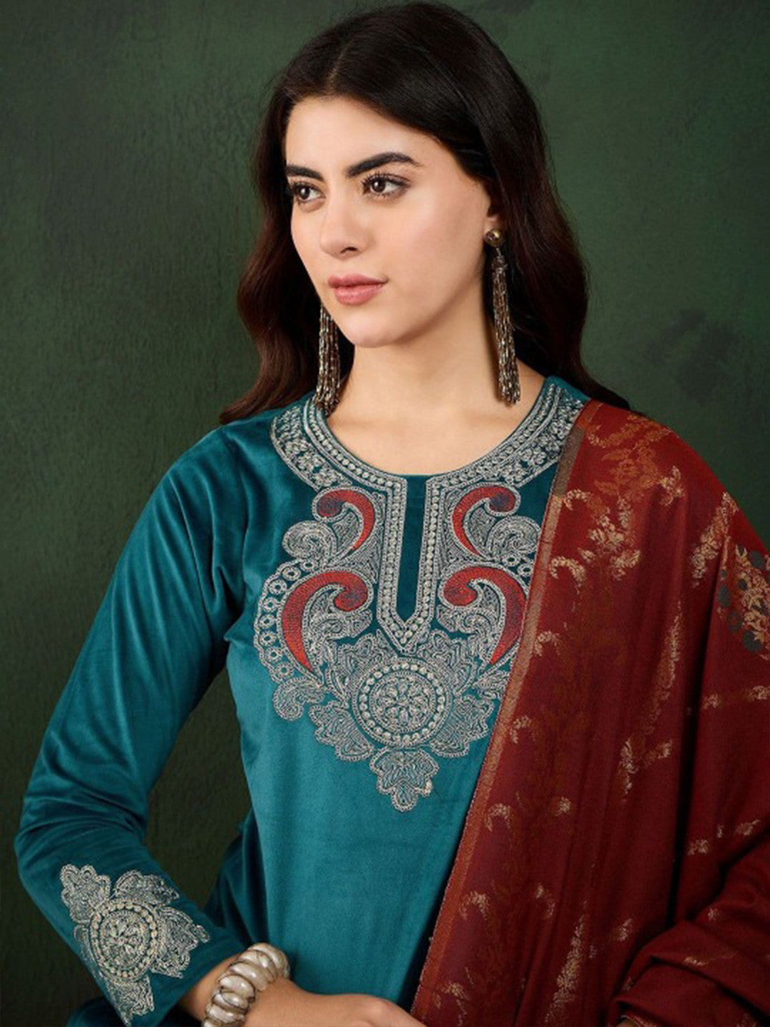 Winter Heavy Embroidered Velvet Round Neck Kurta & Trousers Kurta Sets