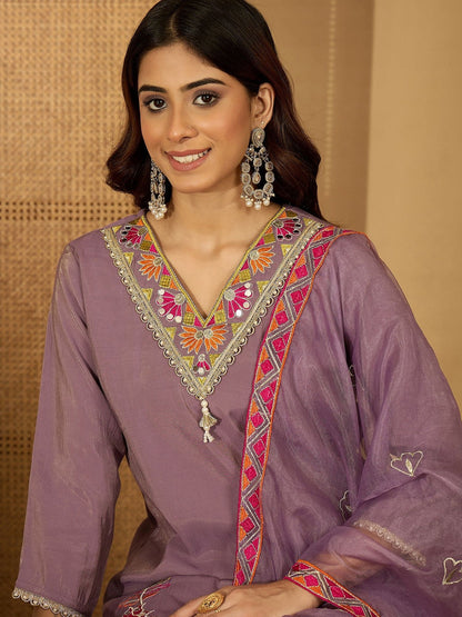 Embroidered V-Neck Kurta & Trousers Kurta Set