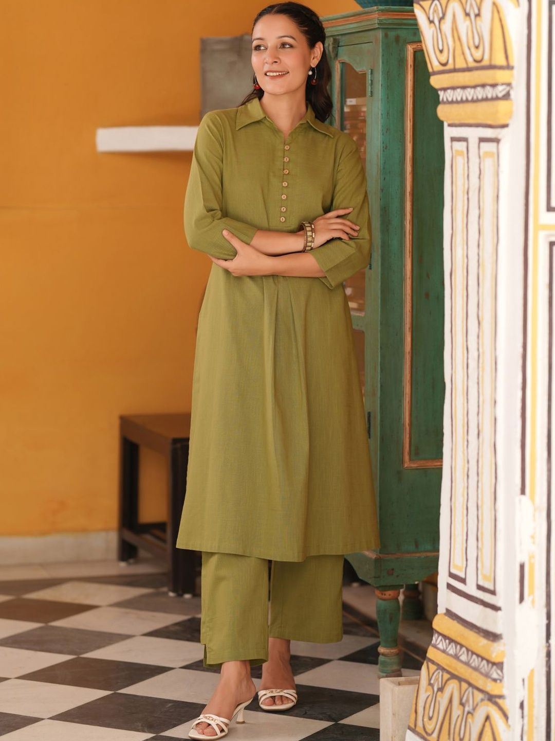 Dhiyona RR Women's Shirt Collar Pure Cotton A-Line Kurta With Trousers