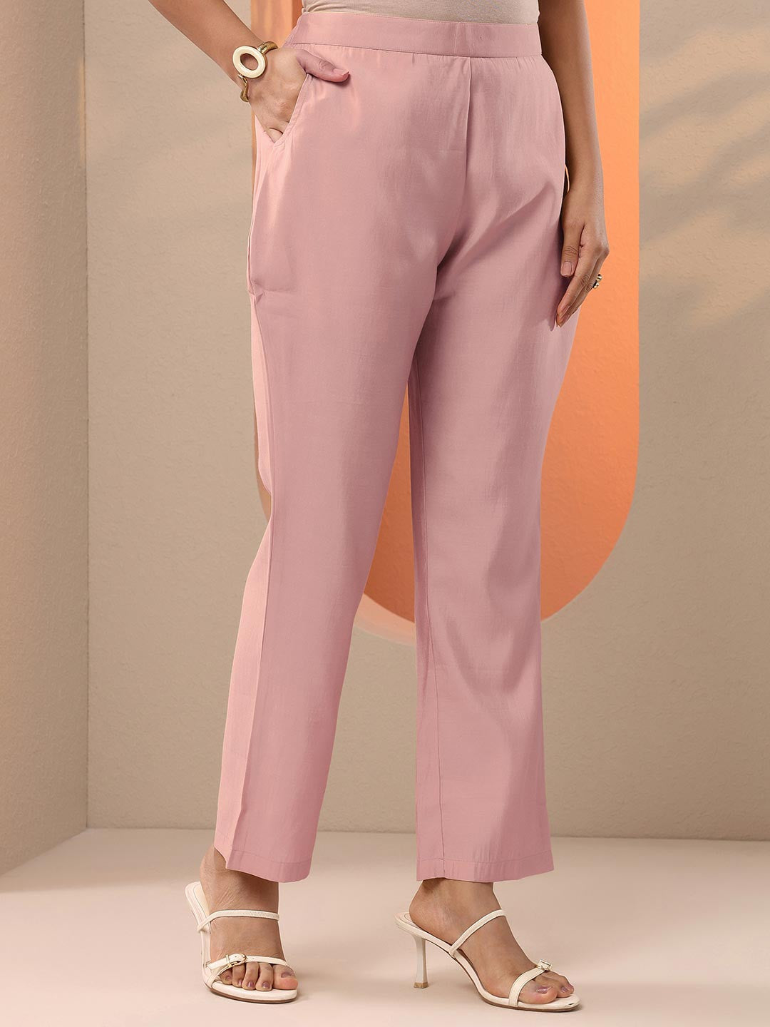 Women Floral Printed Kurta with Trousers & Dupatta