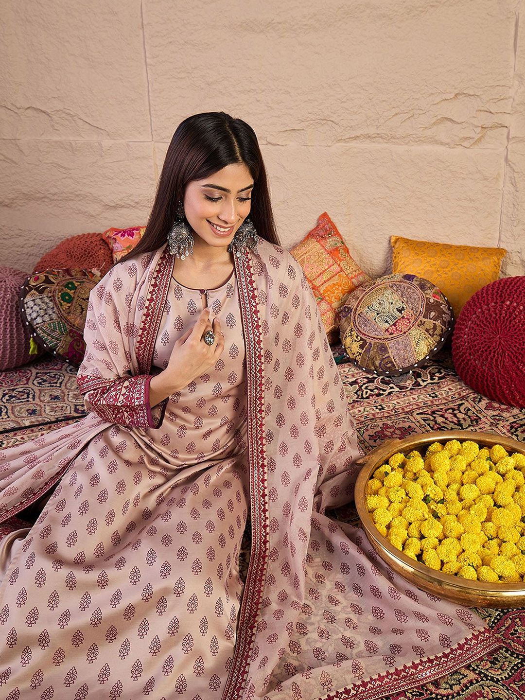 Dhiyona IN Women Ethnic Motifs Printed Regular Thread Work Kurta with Palazzos & Dupatta