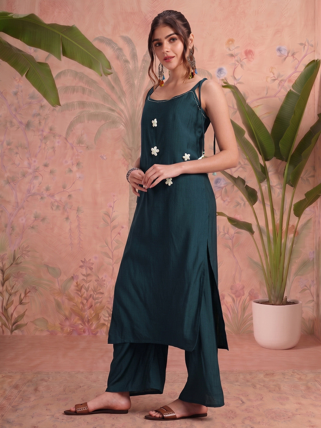 Dhiyona SN Embroidered Silk Scoop Neck Kurta & Palazzos