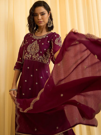 Dhiyona CH Women Floral Embroidered Panelled Sequinned Kurta with Trousers & With Dupatta