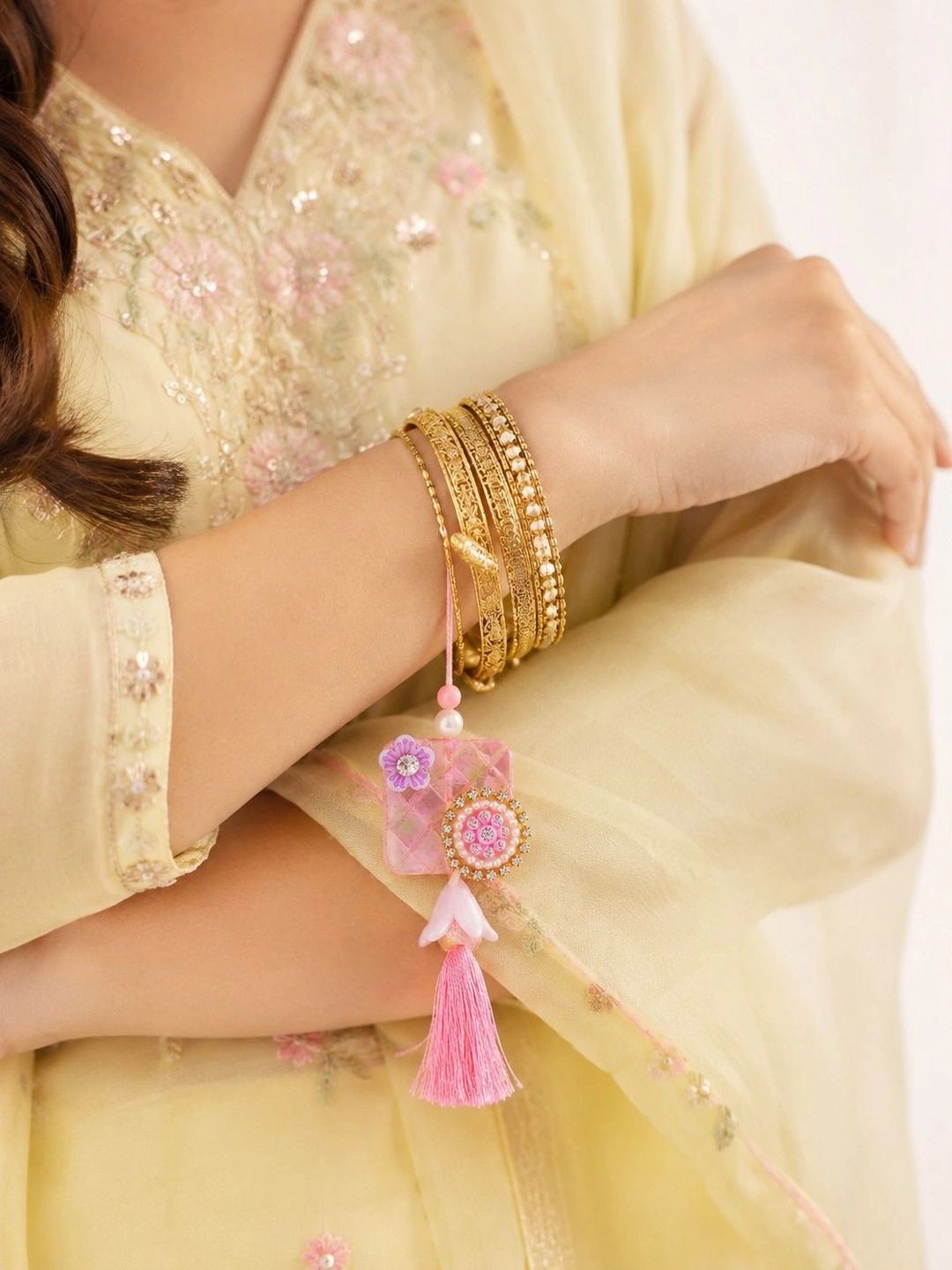 Dhiyona Rakhi