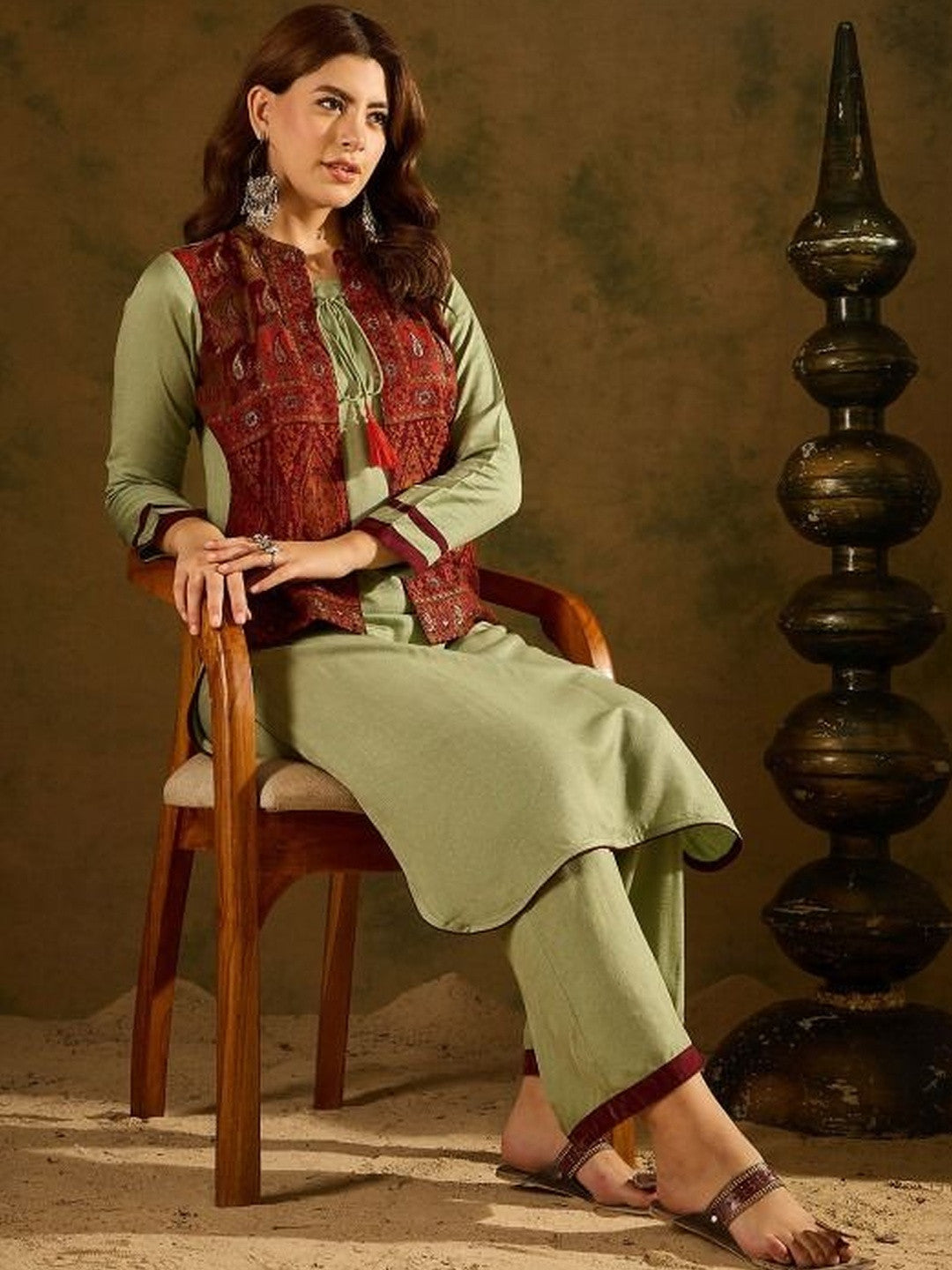 Mandarin Collar Kurta & Trousers