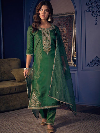 Dhiyona CH Women Ethnic Motifs Embroidered Regular Thread Work Kurta with Trousers & With Dupatta