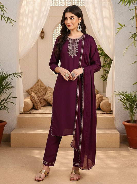 Dhiyona KL Floral Yoke Design Thread Work Kurta With Trousers & Dupatta
